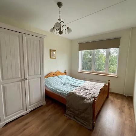 Cozy Family River View Flat Near The Seaside