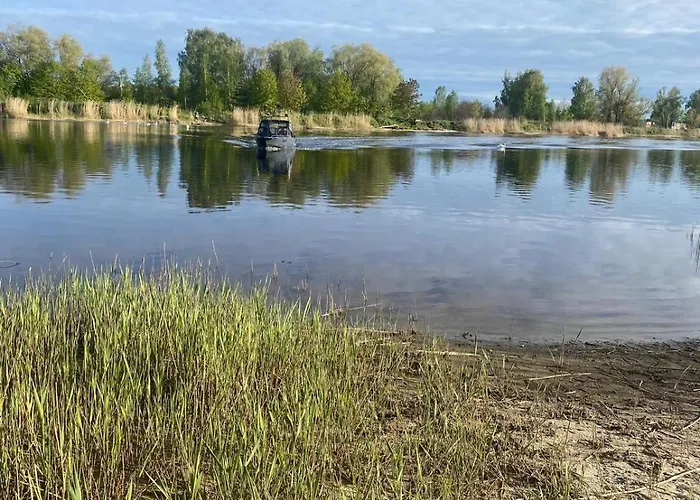 Dzīvoklis Cozy Family River View Flat Near The Seaside *